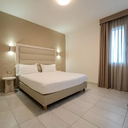 Hotel Donatello Modène