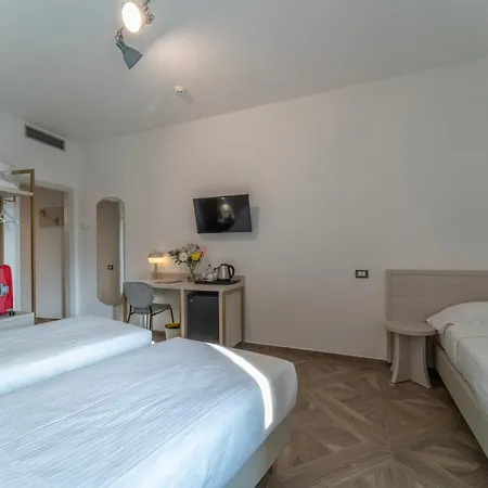 Donatello Hotel Modène