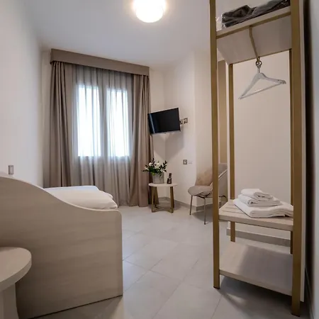 Hotell Donatello Modena