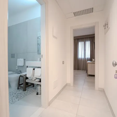 Donatello Hotell Modena