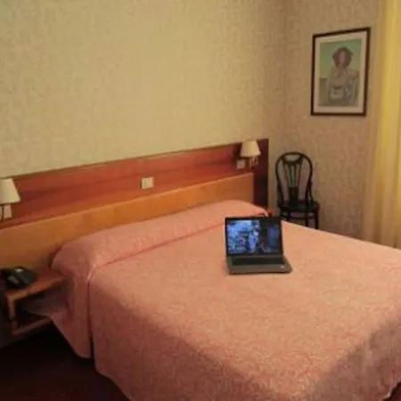 Donatello Hotell