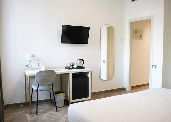 Hotel Donatello Modène