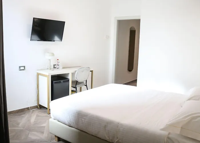 Donatello 3* Modène