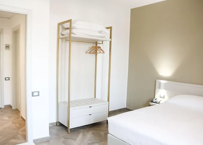 Donatello 3* Modène